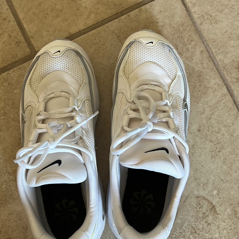 Nike DH5128-101